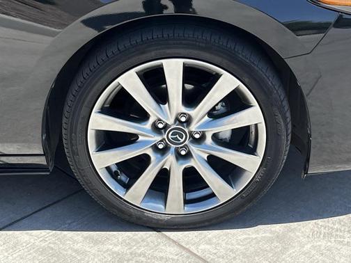 2022 Mazda Mazda3 FWD w/Premium Package