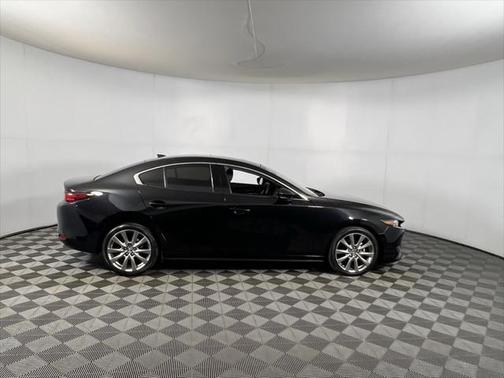 2022 Mazda Mazda3 FWD w/Premium Package