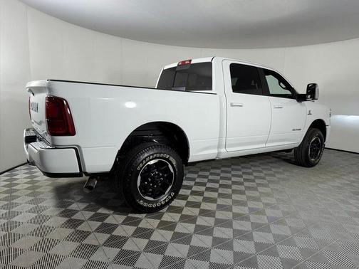 2026 RAM 2500 Laramie Crew Cab 4x4 6'4' Box