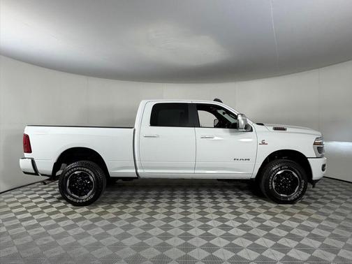 2026 RAM 2500 Laramie Crew Cab 4x4 6'4' Box
