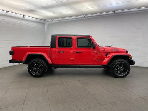 2025 Jeep Gladiator Willys