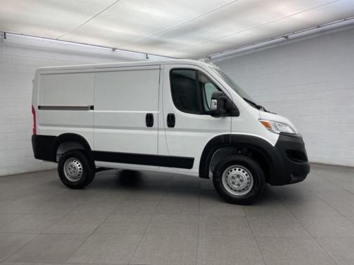 2026 RAM ProMaster 1500 Low Roof