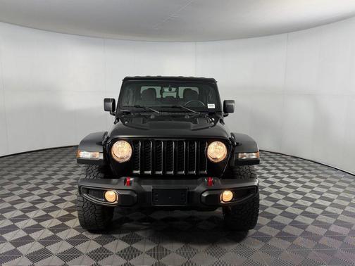 Black Clearcoat 2023 Jeep Gladiator Rubicon