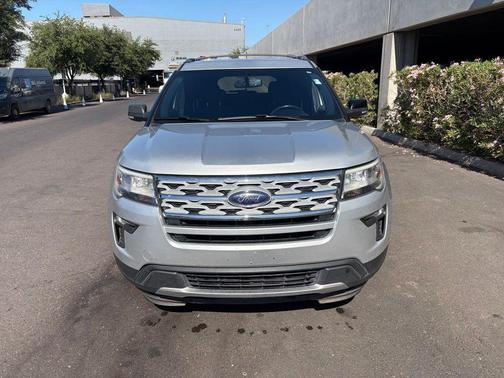 Ingot Silver 2018 Ford Explorer XLT
