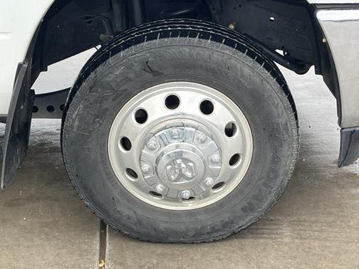 2024 RAM 3500 Big Horn Crew Cab 4x4 8' Box