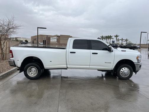 2024 RAM 3500 Big Horn Crew Cab 4x4 8' Box