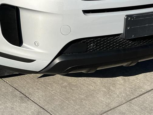 2022 Land Rover Range Rover Evoque SE