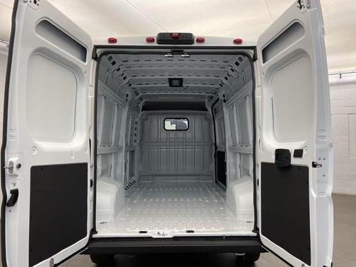 2026 RAM ProMaster 2500 Tradesman