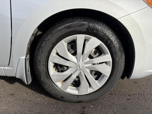 2020 Nissan Versa 1.6 S