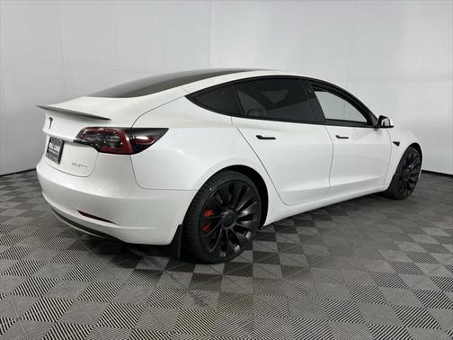 2023 Tesla Model 3 Performance