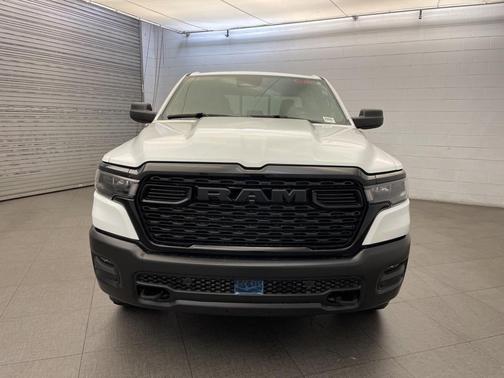 2026 RAM 1500 Warlock Crew Cab 4x4 5'7' Box