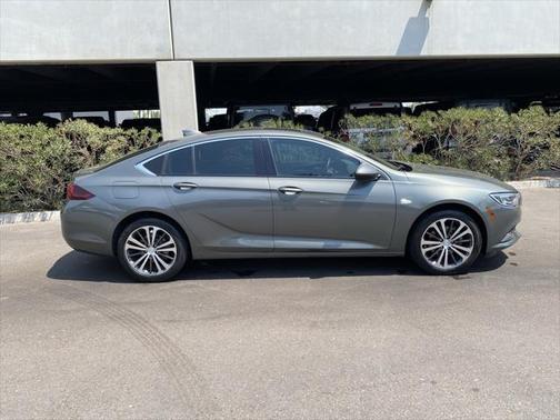 2018 Buick Regal Sportback Preferred II