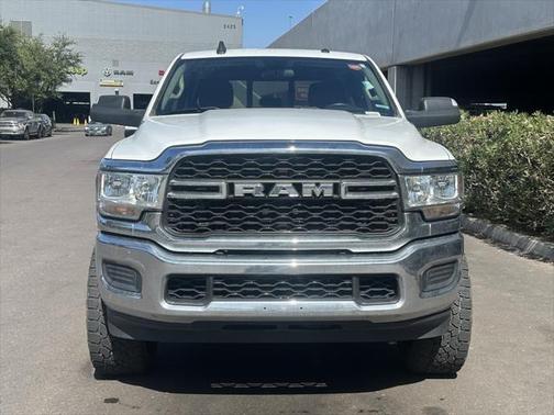 2020 RAM 2500 Tradesman Crew Cab 4X4 6'4' Box