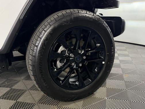 Bright White Clearcoat 2025 Jeep Wrangler 4xe Sahara