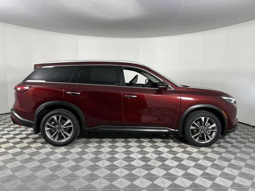 2024 INFINITI QX60 Luxe