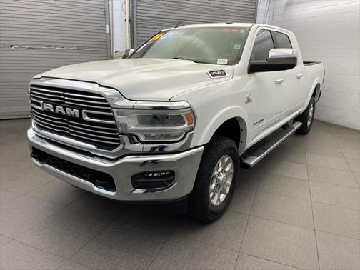 2020 RAM 2500 Laramie Mega Cab 4X4 6'4' Box