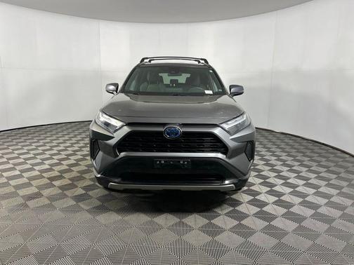 2024 Toyota RAV4 Hybrid SE