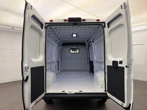2026 RAM ProMaster 2500 Tradesman