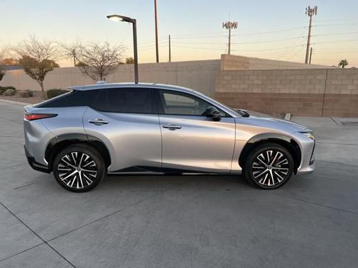 2024 Lexus RZ 300e Premium