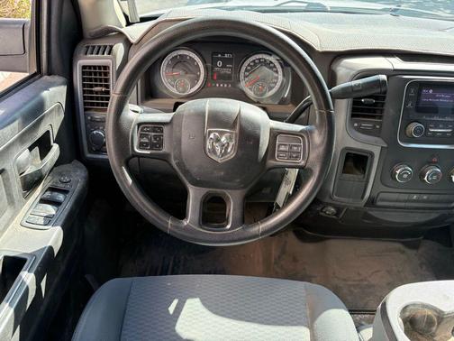 2018 RAM 2500 Tradesman Crew Cab 4x2 6'4' Box