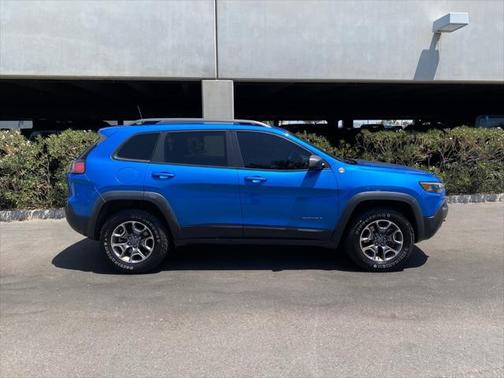 2020 Jeep Cherokee Trailhawk