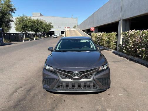 Predawn Gray Mica 2024 Toyota Camry SE