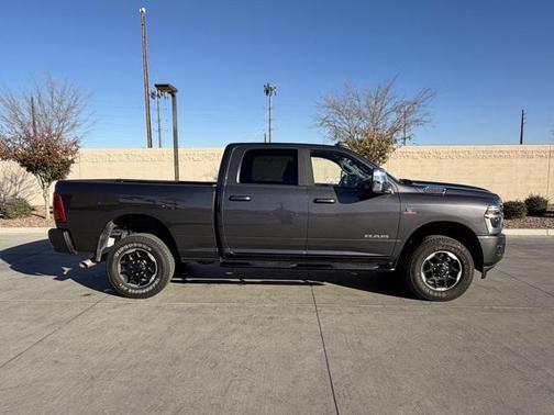 2025 RAM 2500 Laramie Crew Cab 4x4 6'4' Box