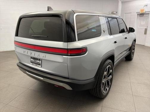 2023 Rivian R1S Launch Edition