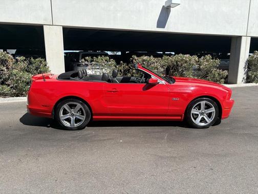 2014 Ford Mustang GT Premium