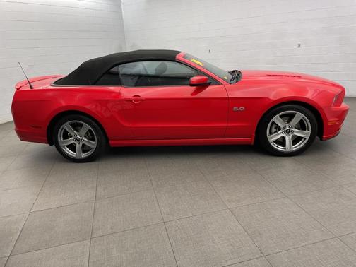 2014 Ford Mustang GT Premium