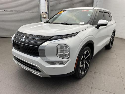 2024 Mitsubishi Outlander SE 2.5 2WD