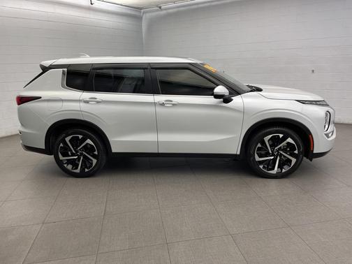 2024 Mitsubishi Outlander SE 2.5 2WD