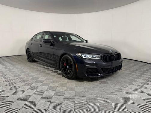 Carbon Black Metallic 2022 BMW M550 i Xdrive