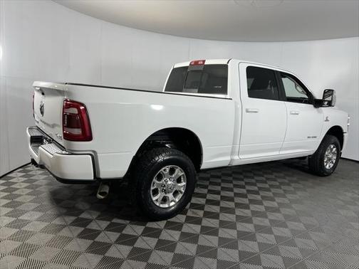 2024 RAM 2500 Laramie Crew Cab 4x4 6'4' Box