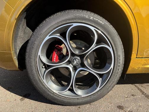 2023 Alfa Romeo Stelvio Ti