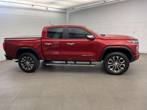 Volcanic Red Tintcoat 2025 GMC Canyon Denali