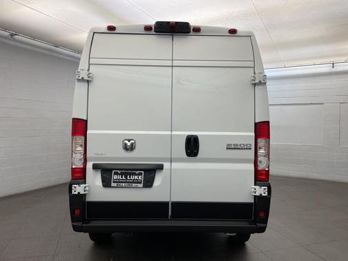 2026 RAM ProMaster 2500 Tradesman