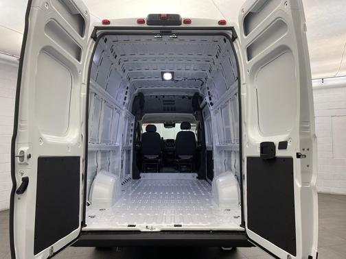 2026 RAM ProMaster 3500 High Roof