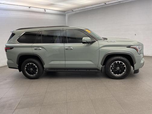 2023 Toyota Sequoia Limited