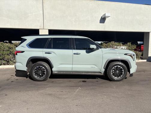 2023 Toyota Sequoia Limited