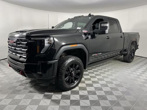 2024 GMC Sierra 2500 AT4