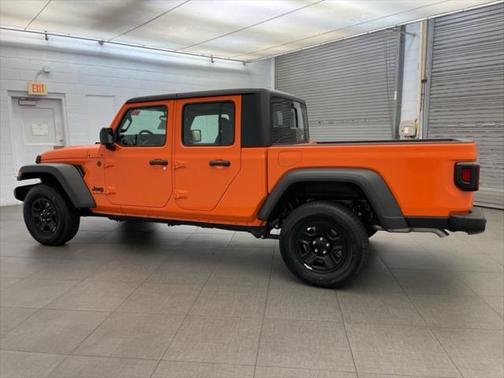 2025 Jeep Gladiator Sport