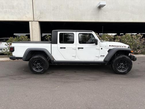 2023 Jeep Gladiator Mojave 4x4