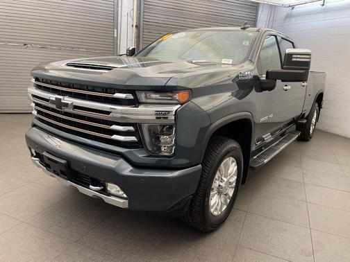 Shadow Gray Metallic 2020 Chevrolet Silverado 3500 High Country