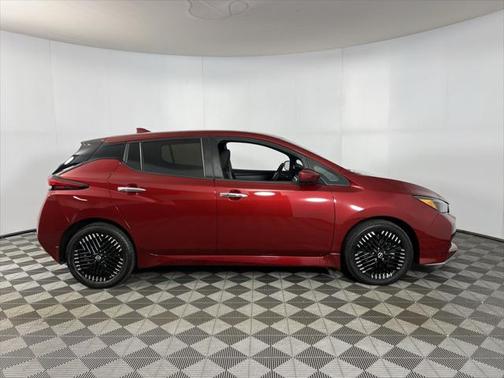 2023 Nissan Leaf SV PLUS 60 kWh