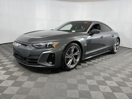 2024 Audi e-tron GT Prestige quattro