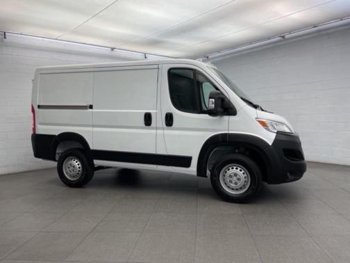 2026 RAM ProMaster 1500 Low Roof