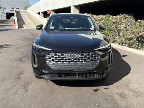 2025 Audi Q5 Premium Plus TFSI quattro S tronic