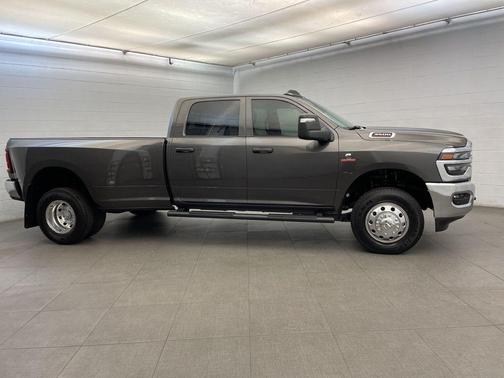 Granite Crystal Metallic Clearcoat 2026 RAM 3500 Tradesman Crew Cab 4x4 8' Box