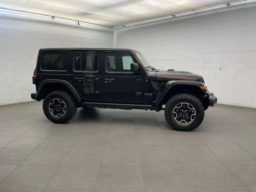 Black Clearcoat 2023 Jeep Wrangler Rubicon